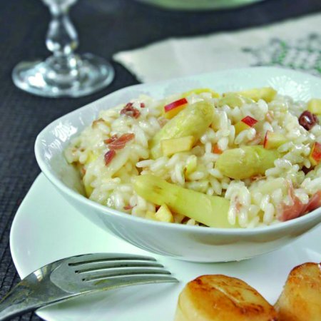 Risotto aux asperges, Saint-Jacques et pomme